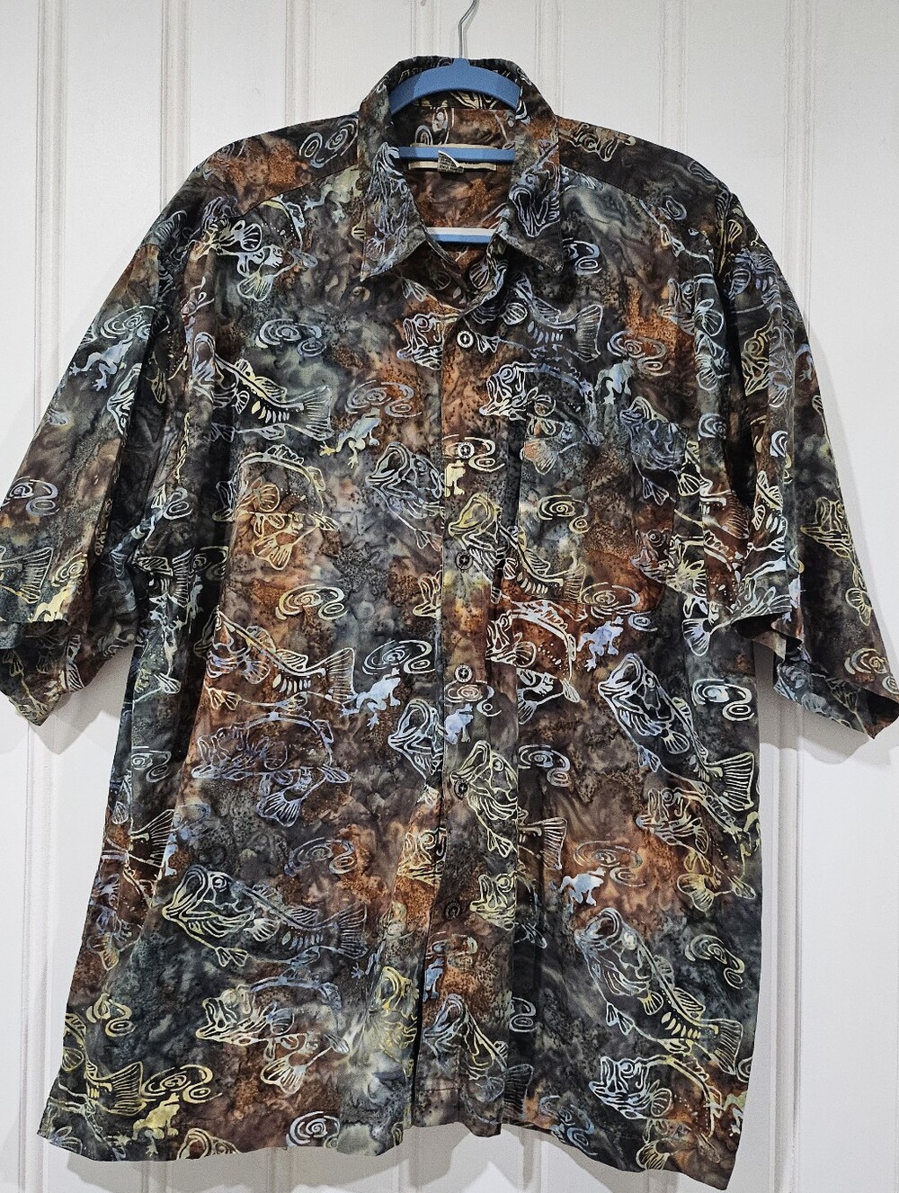 Johari West Bass Fish Frog Short Sleeve Button Island Hawaiian Shirt 2XL